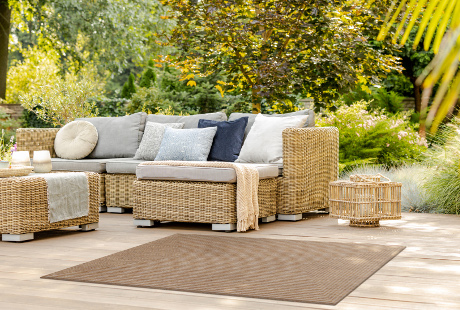 Sve što treba da znate o tepisima za dvorišta i terase